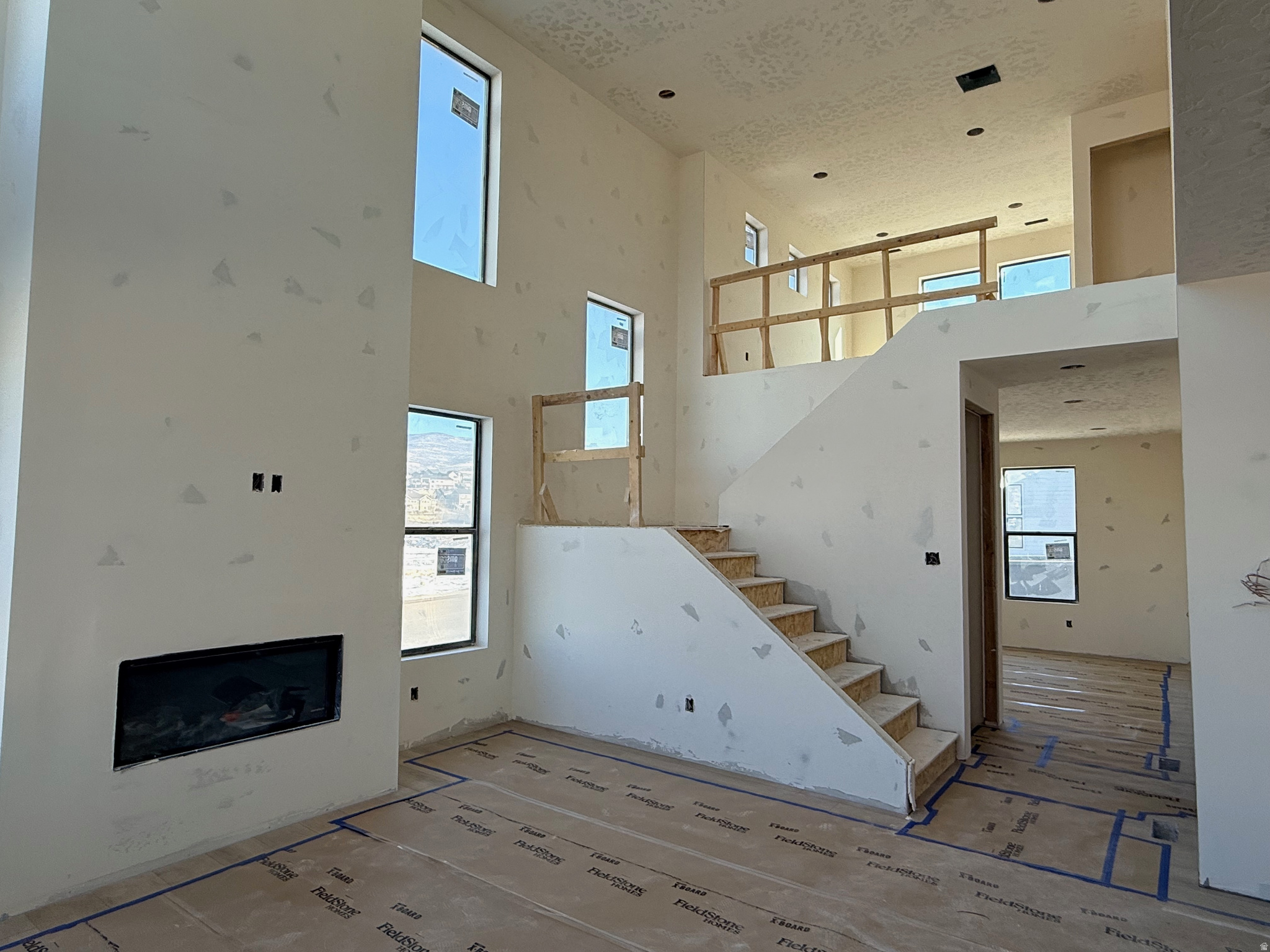 THE CROSSING - Residential