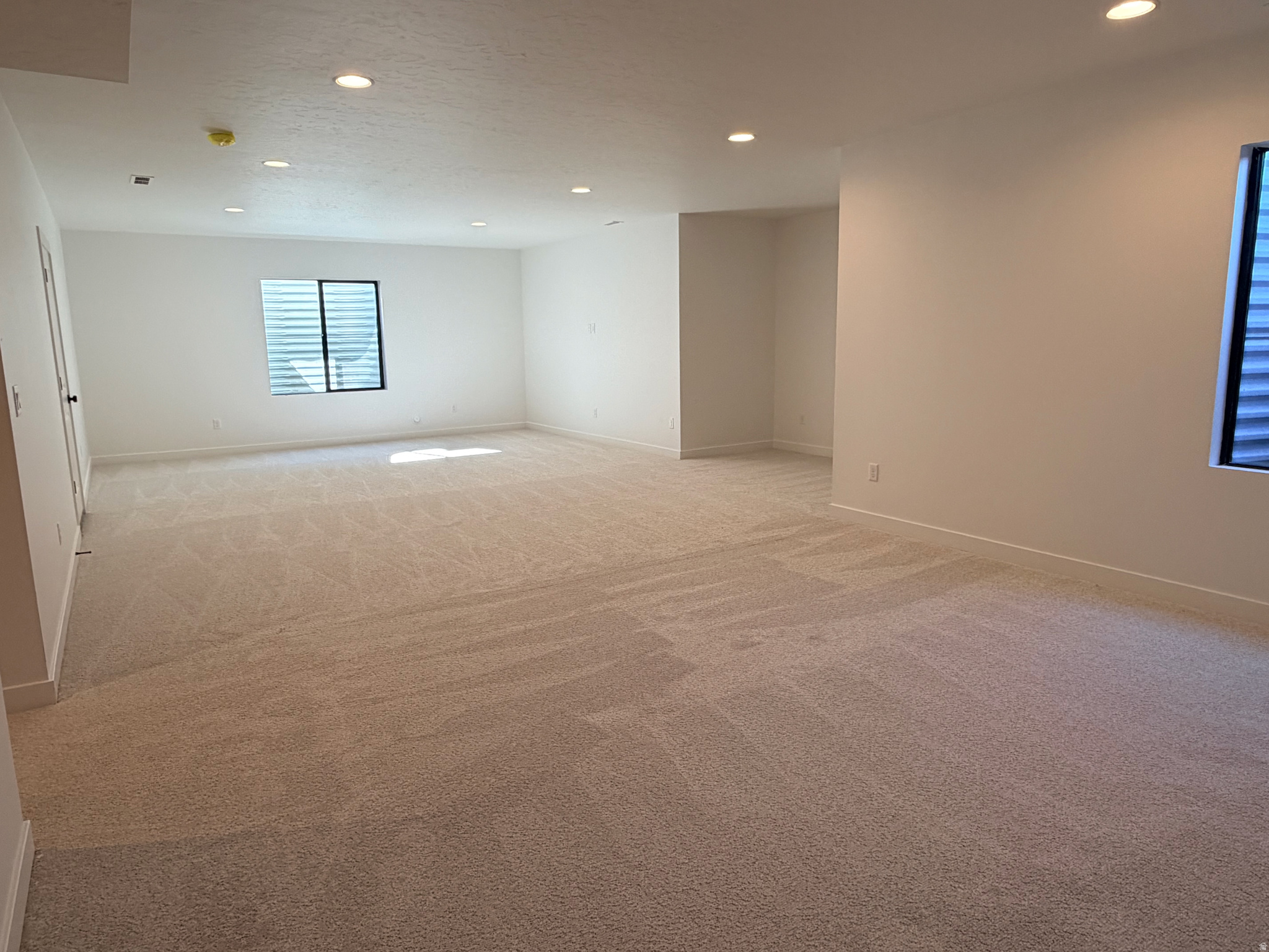 THE CROSSING - Residential