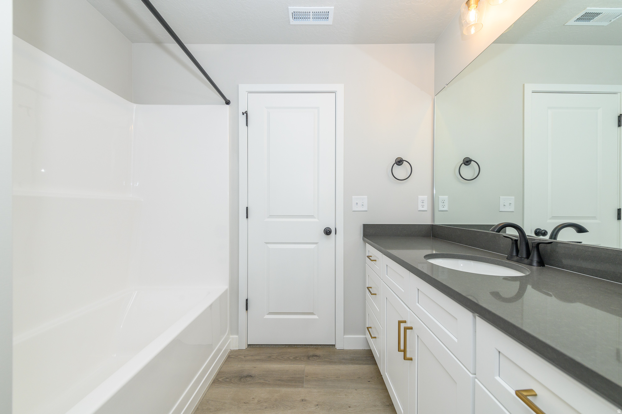 HERONS LANDING - Residential