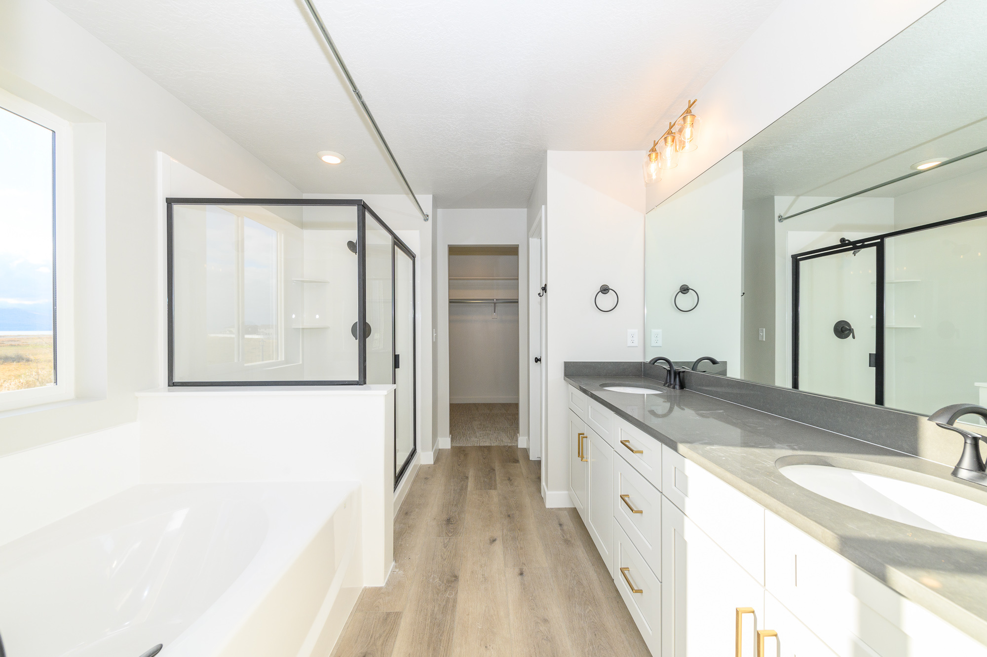 HERONS LANDING - Residential