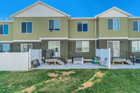 Tiny photo for 5072 W GREGORIAN CT S, Herriman, UT 84096 (MLS # 2151654)