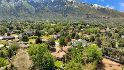 Homes For Sale - 4 Rollingwood Ln<br/> Salt Lake County, Sandy, UT 84092