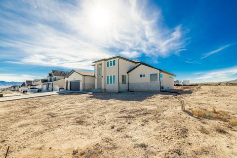 Tiny photo for 873 W CHERRY ORCHARD LN LN W, Grantsville, UT 84029 (MLS # 2145326)