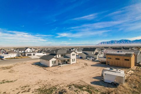 Tiny photo for 873 W CHERRY ORCHARD LN LN W, Grantsville, UT 84029 (MLS # 2145326)