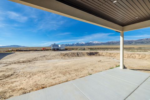 Tiny photo for 873 W CHERRY ORCHARD LN LN W, Grantsville, UT 84029 (MLS # 2145326)