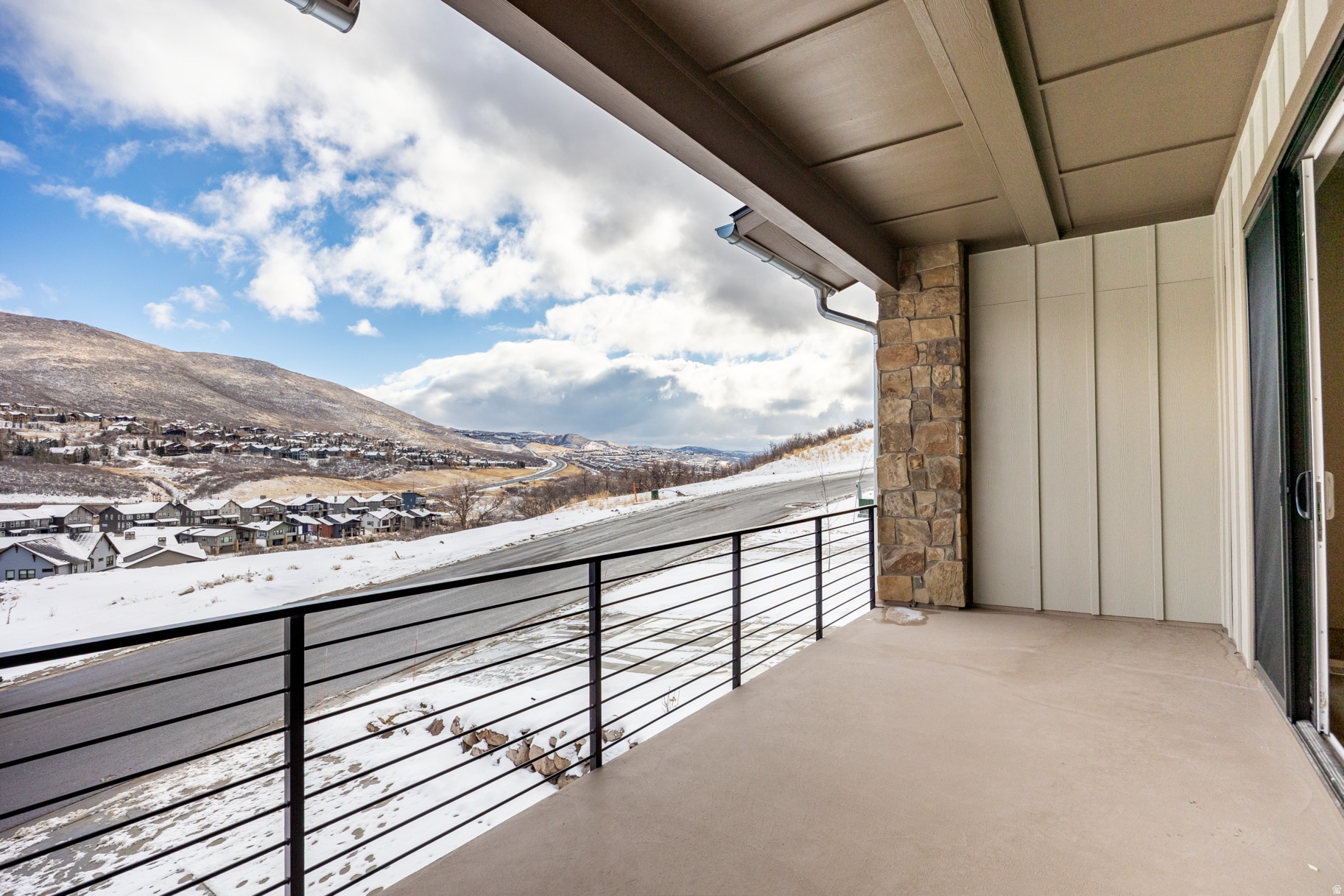 DEER SPRINGS - Residential