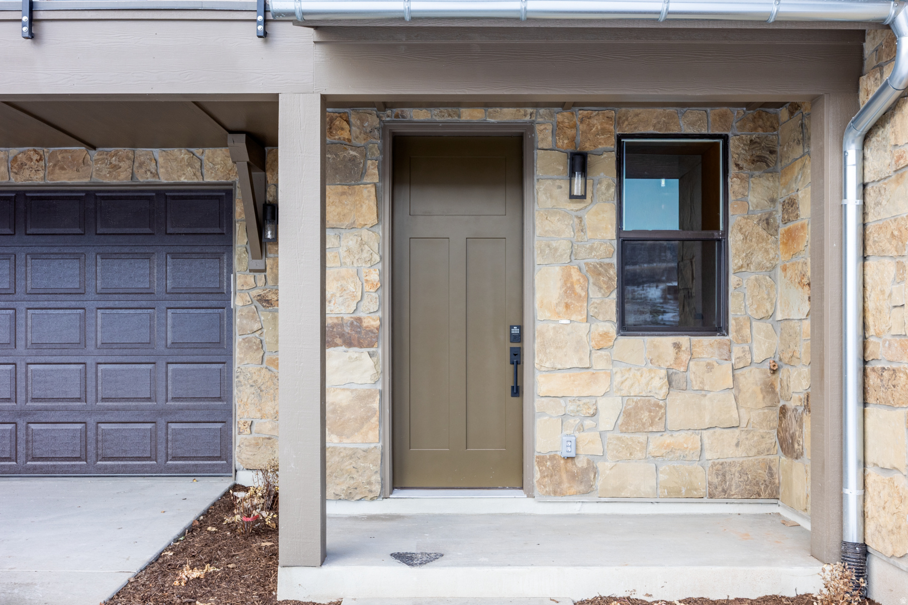 DEER SPRINGS - Residential