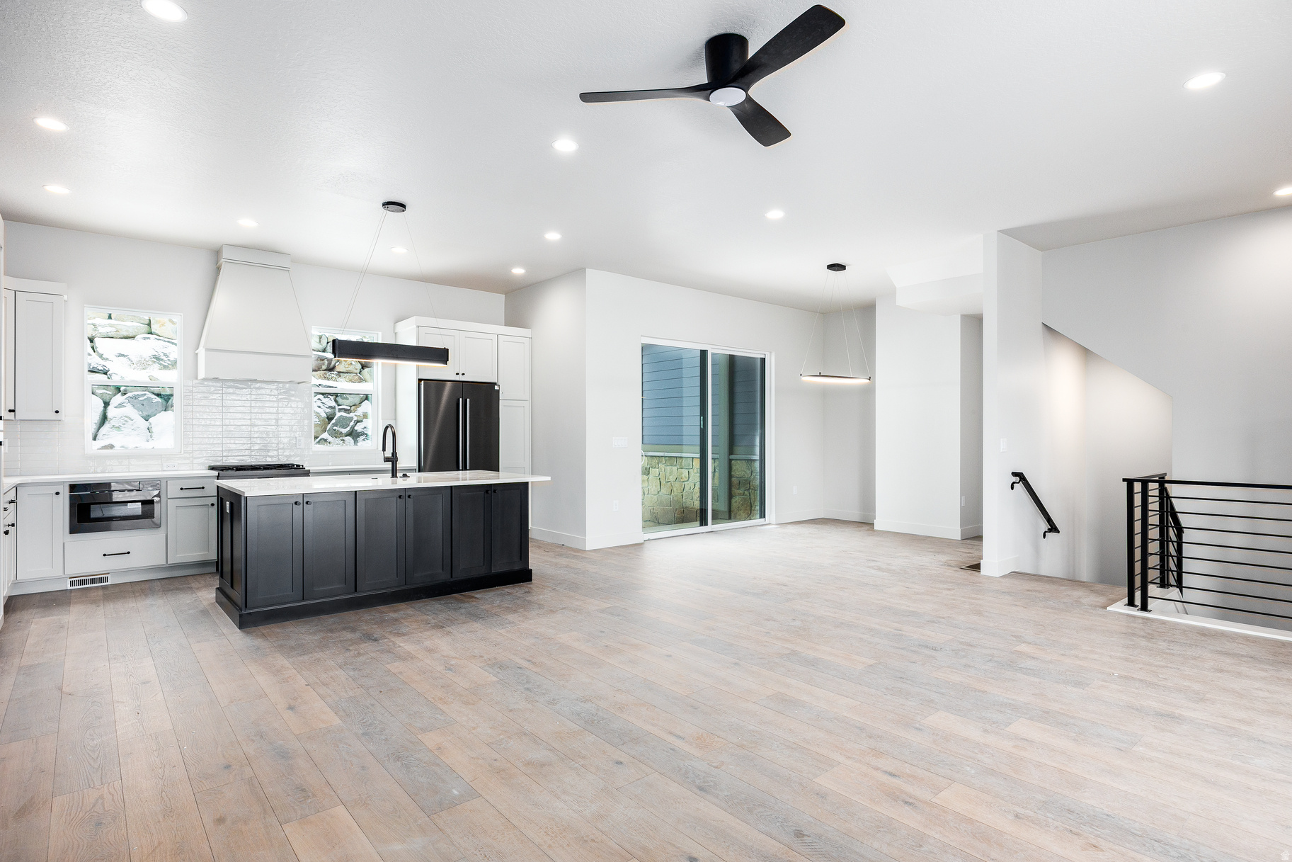 DEER SPRINGS - Residential