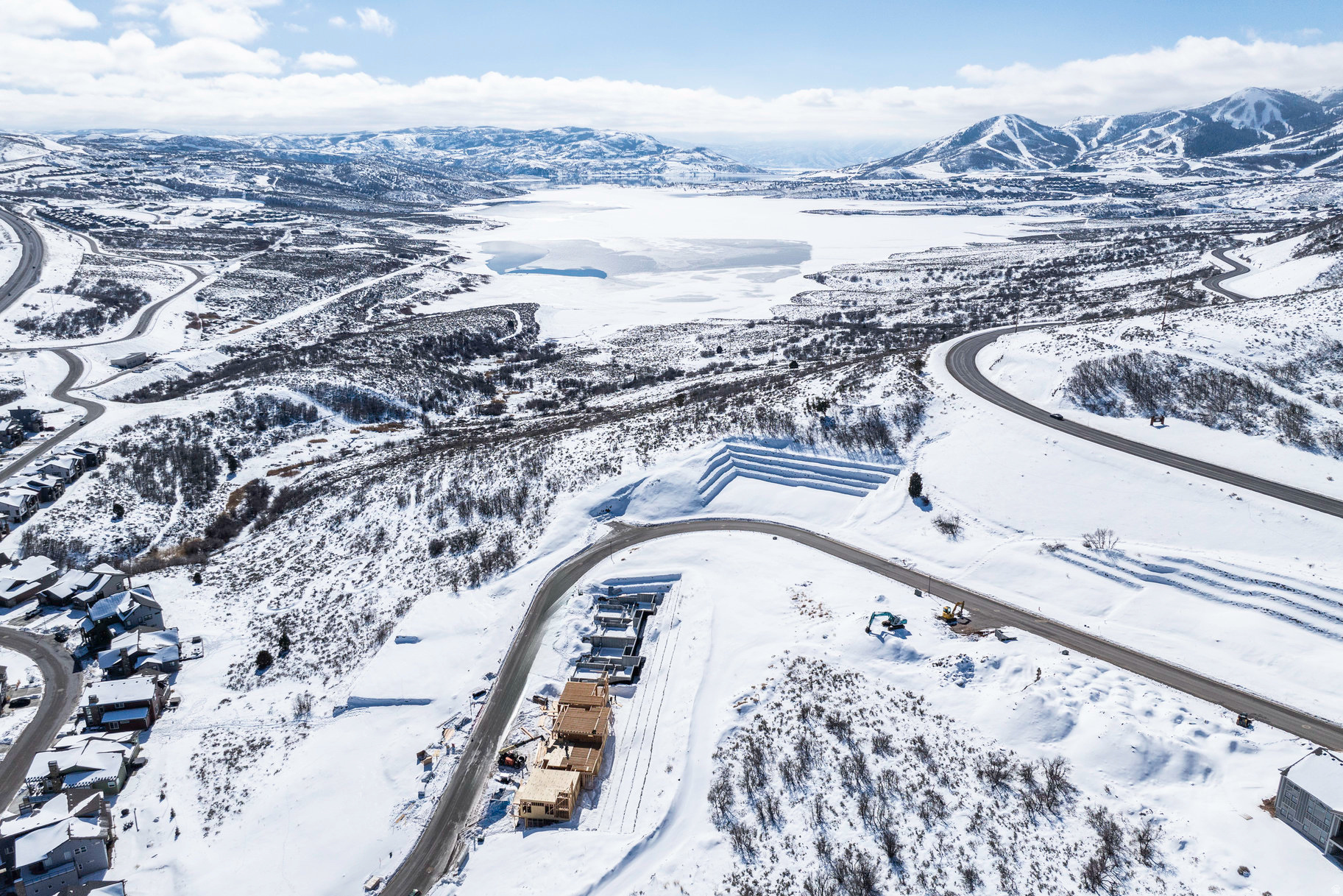 DEER SPRINGS - Residential