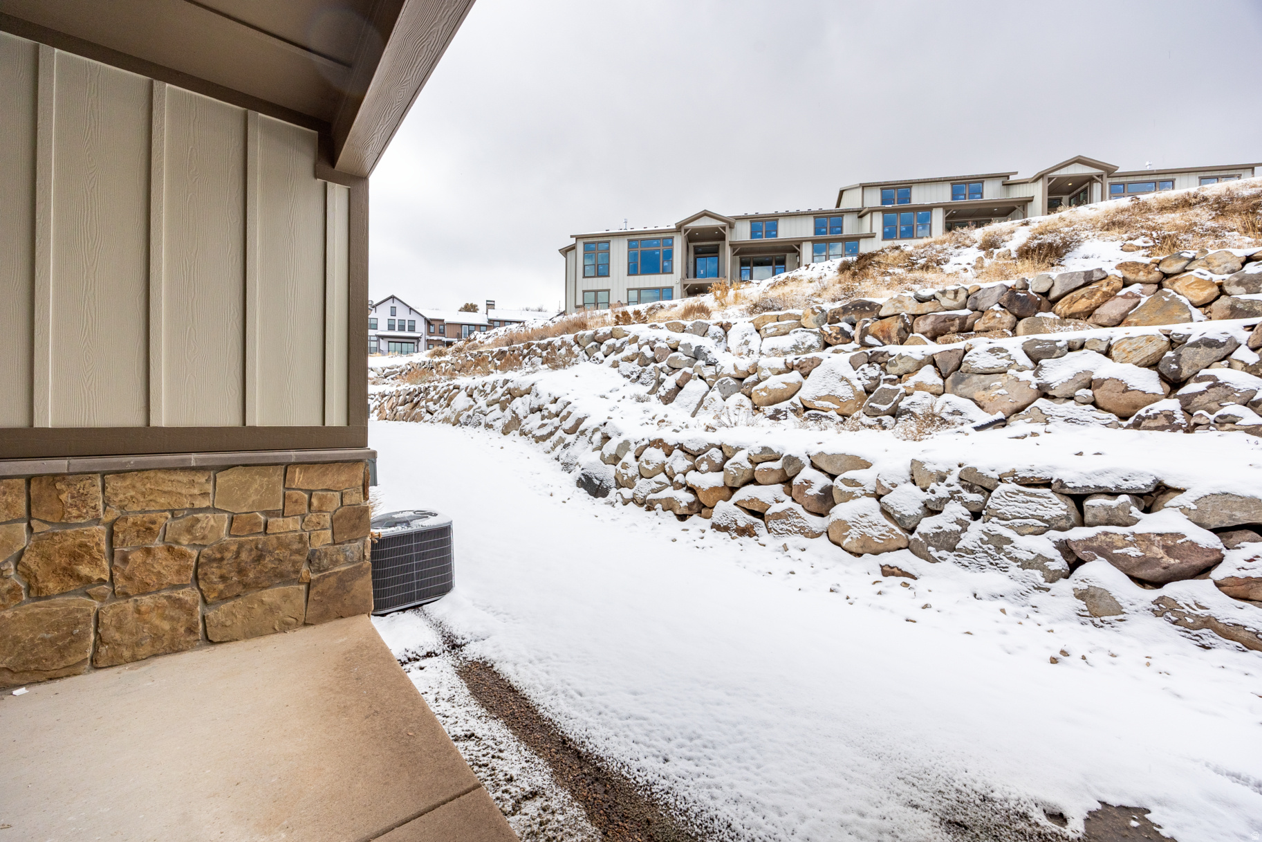 DEER SPRINGS - Residential