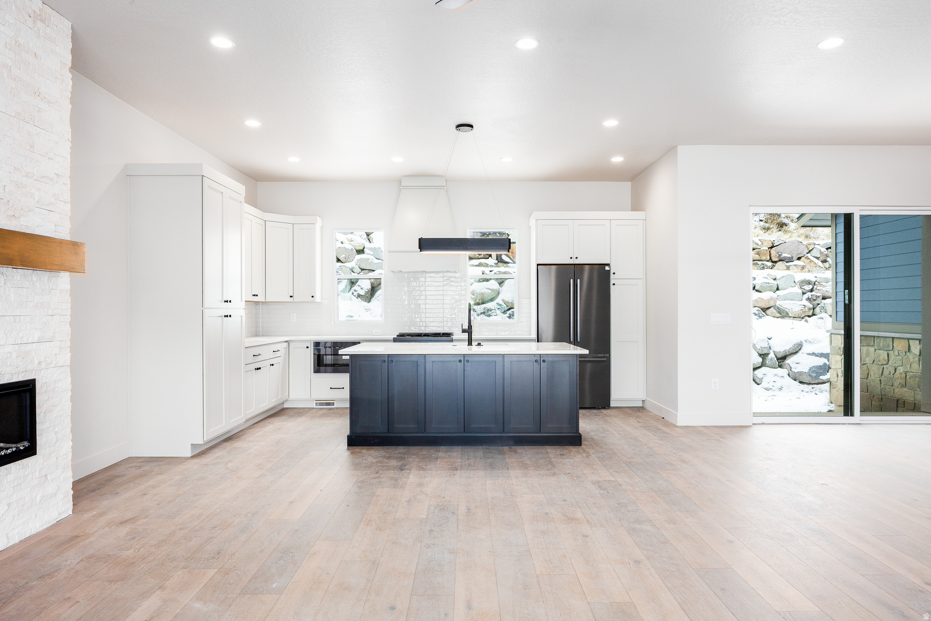 DEER SPRINGS - Residential