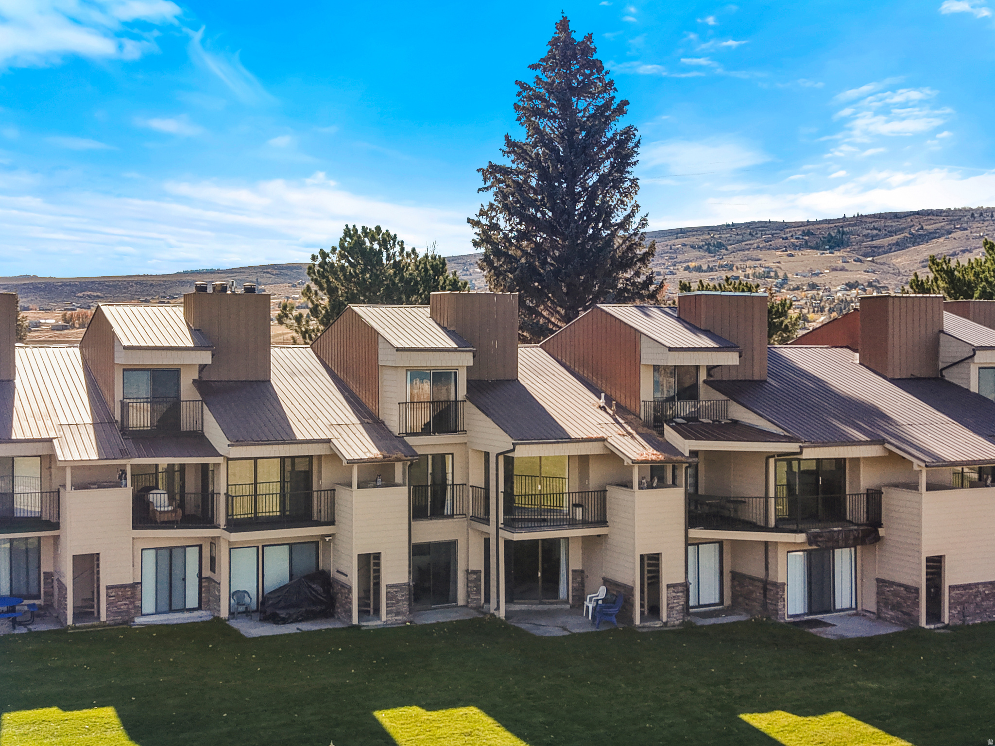 IDEAL BEACH RESORT - Residential