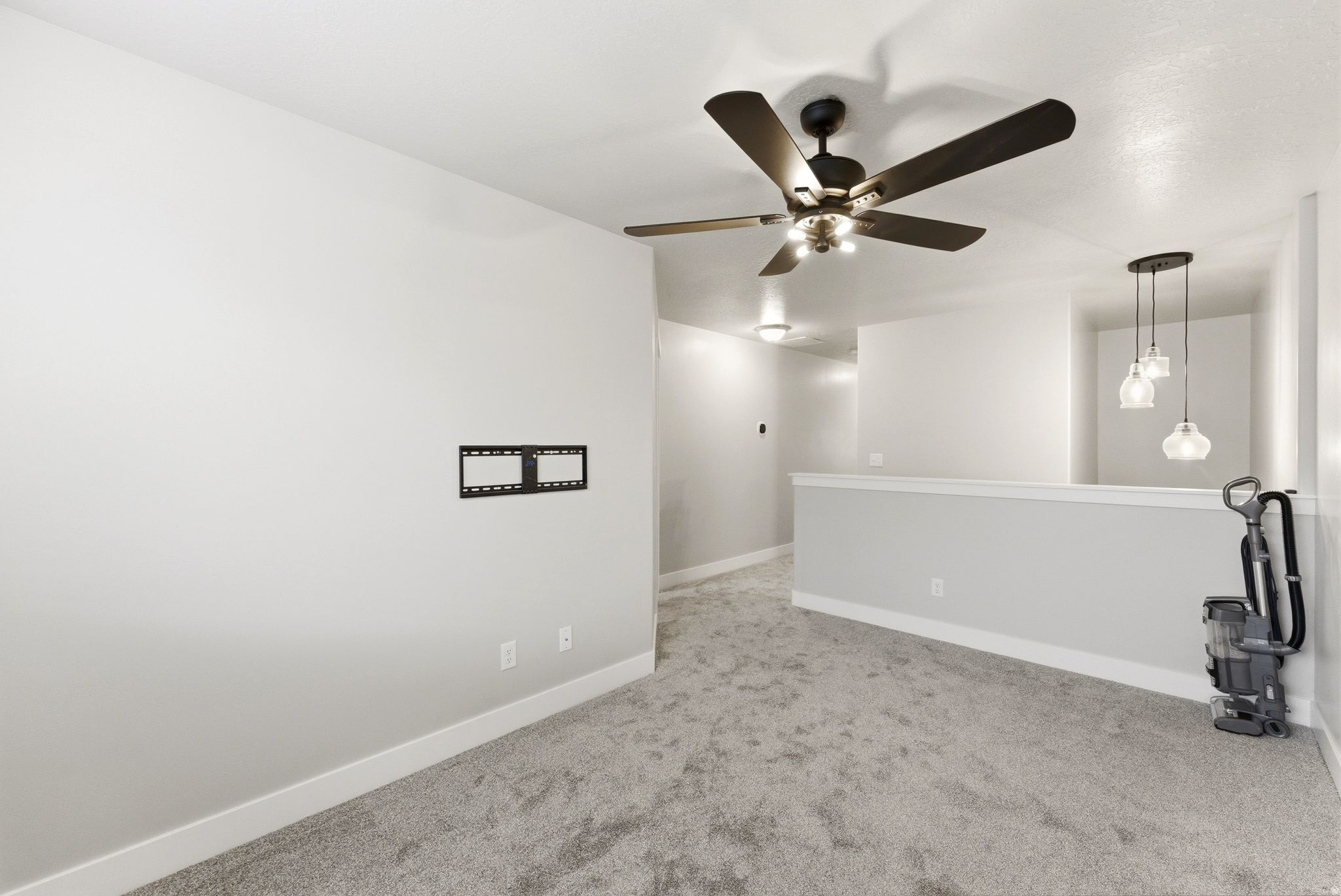 SKY RIDGE TOWNHOMES - Residential