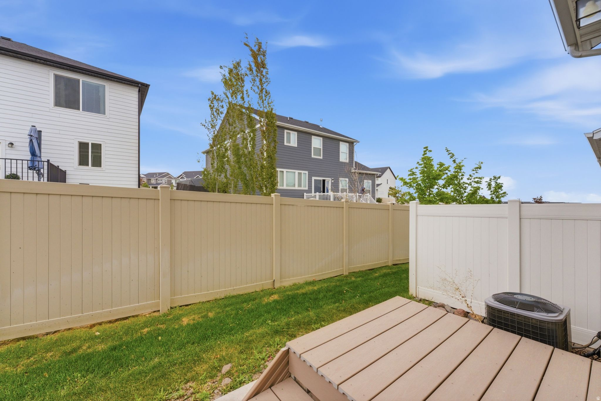 SKY RIDGE TOWNHOMES - Residential