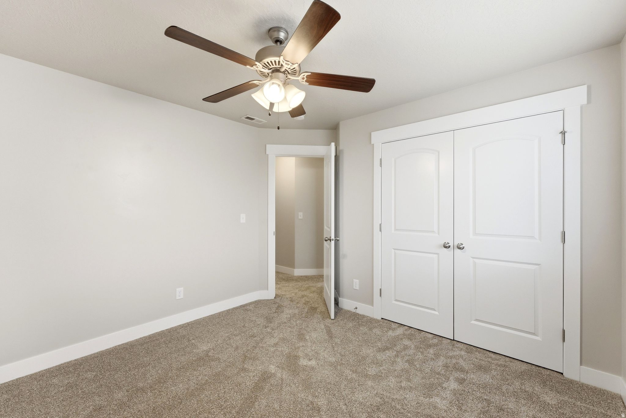 SKY RIDGE TOWNHOMES - Residential