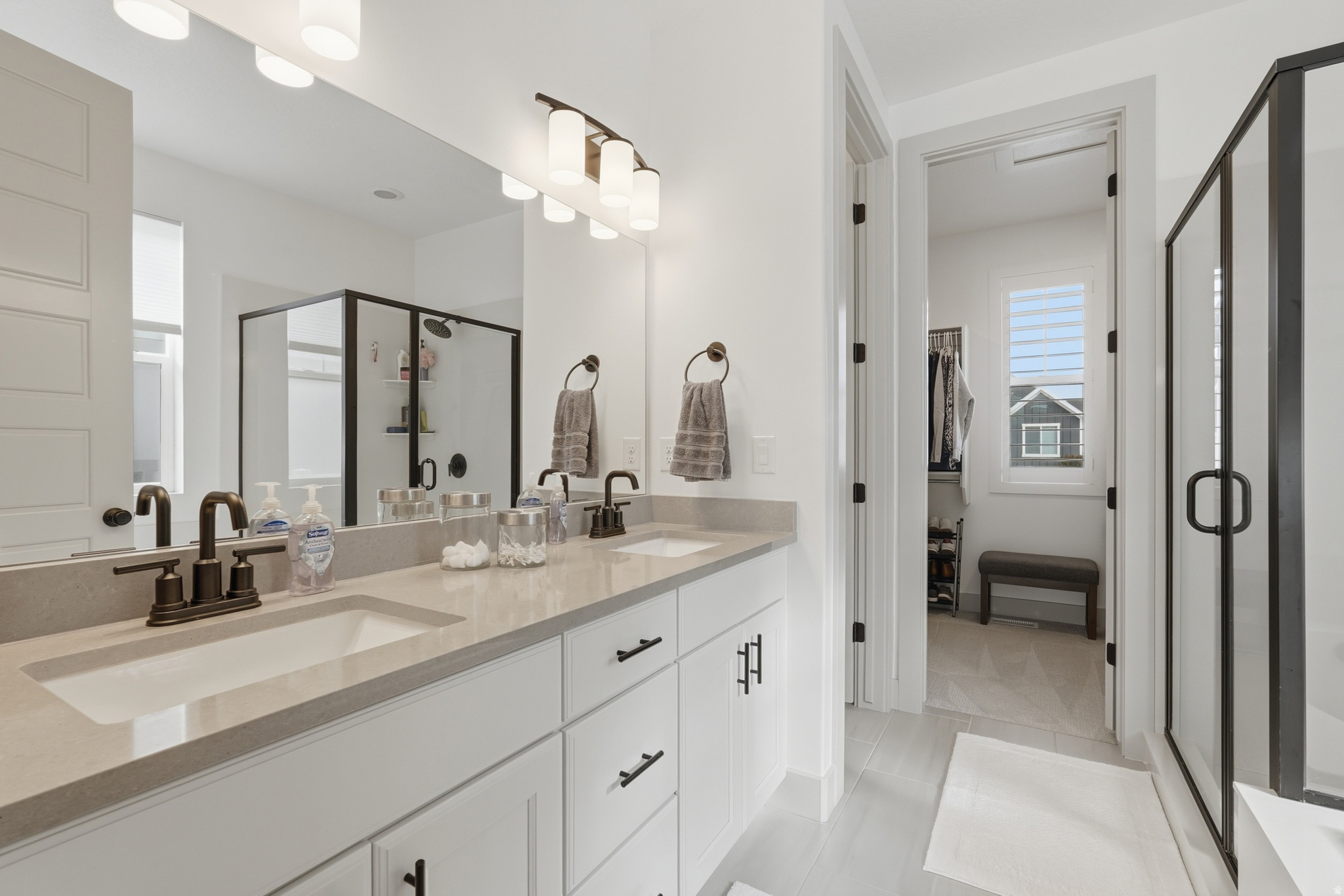 OVERLAND - Residential