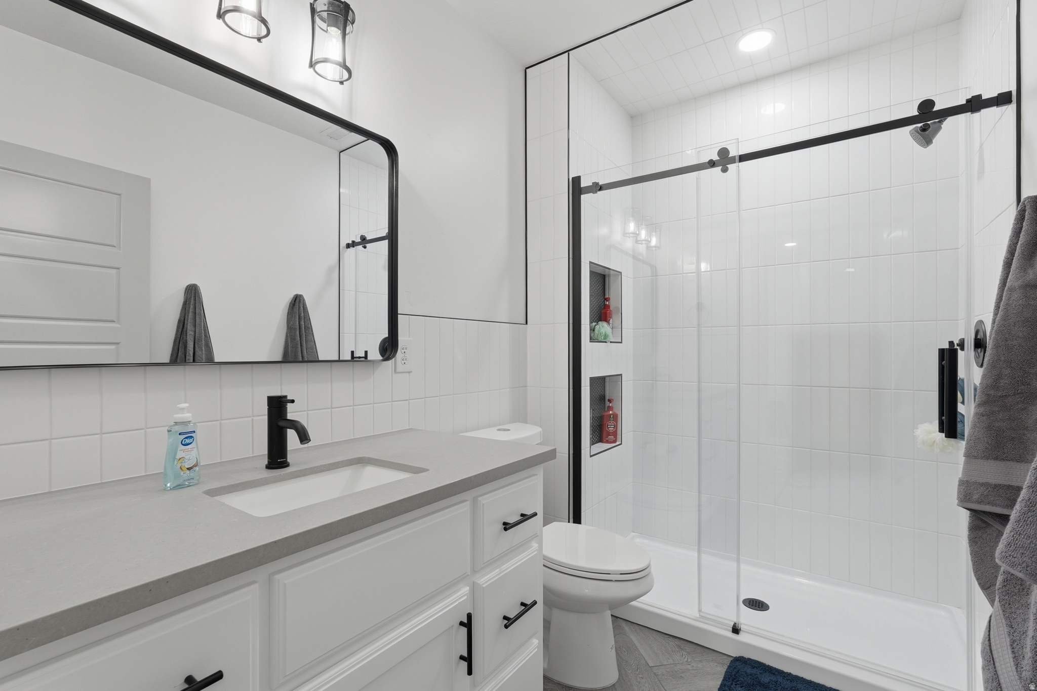 OVERLAND - Residential