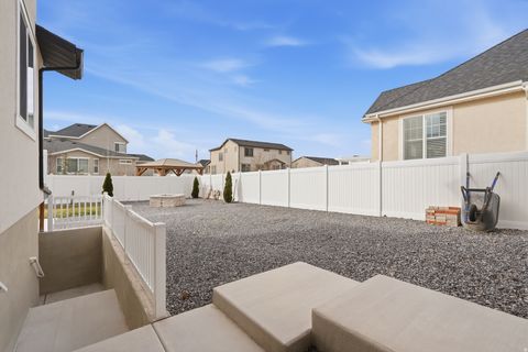 Tiny photo for 1448 E ERICKSON KNOLL LN, Eagle Mountain, UT 84005 (MLS # 2144292)