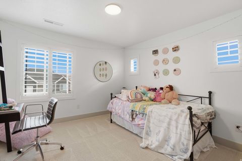 Tiny photo for 1448 E ERICKSON KNOLL LN, Eagle Mountain, UT 84005 (MLS # 2144292)