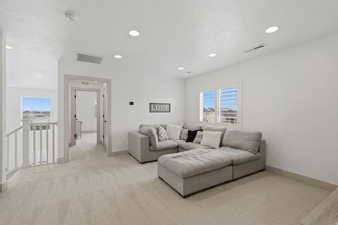 Tiny photo for 1448 E ERICKSON KNOLL LN, Eagle Mountain, UT 84005 (MLS # 2144292)