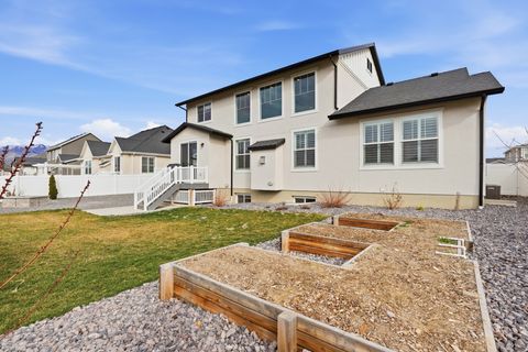 Tiny photo for 1448 E ERICKSON KNOLL LN, Eagle Mountain, UT 84005 (MLS # 2144292)