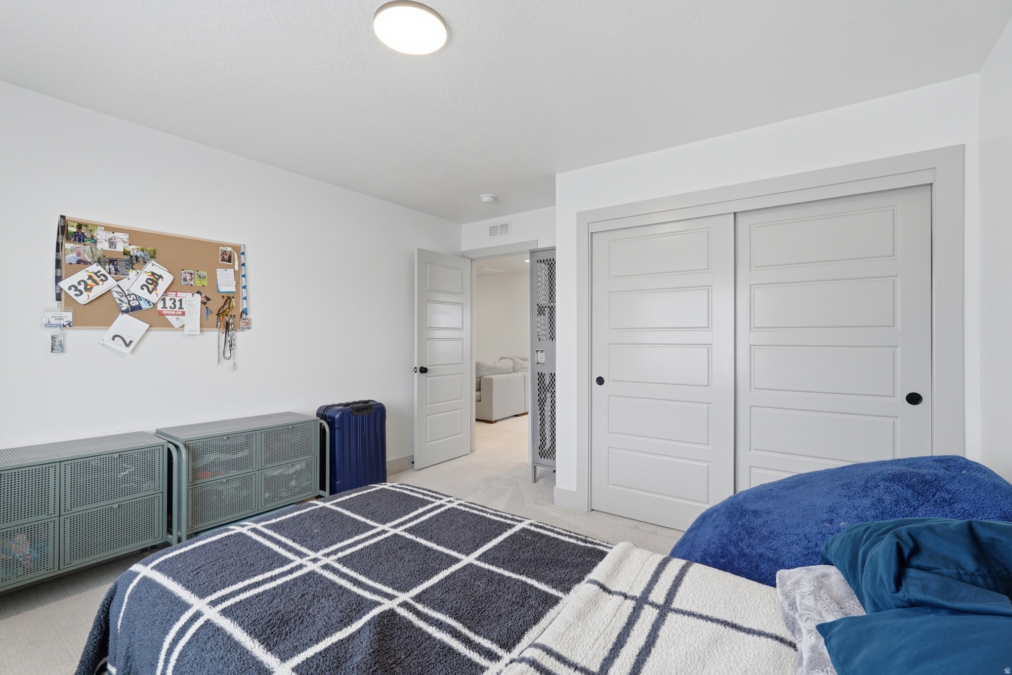 OVERLAND - Residential