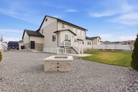 Tiny photo for 1448 E ERICKSON KNOLL LN, Eagle Mountain, UT 84005 (MLS # 2144292)