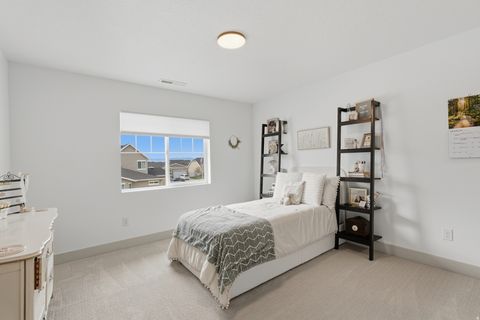 Tiny photo for 1448 E ERICKSON KNOLL LN, Eagle Mountain, UT 84005 (MLS # 2144292)