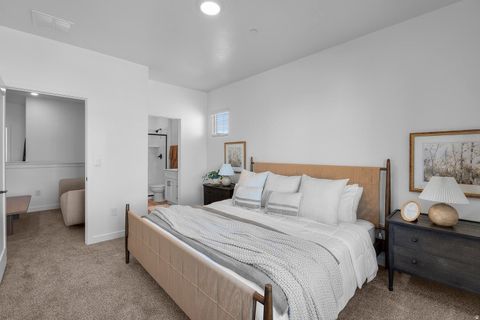 Tiny photo for 2784 E CORRAL HOLLOW DR #3035, Washington, UT 84780 (MLS # 2135159)