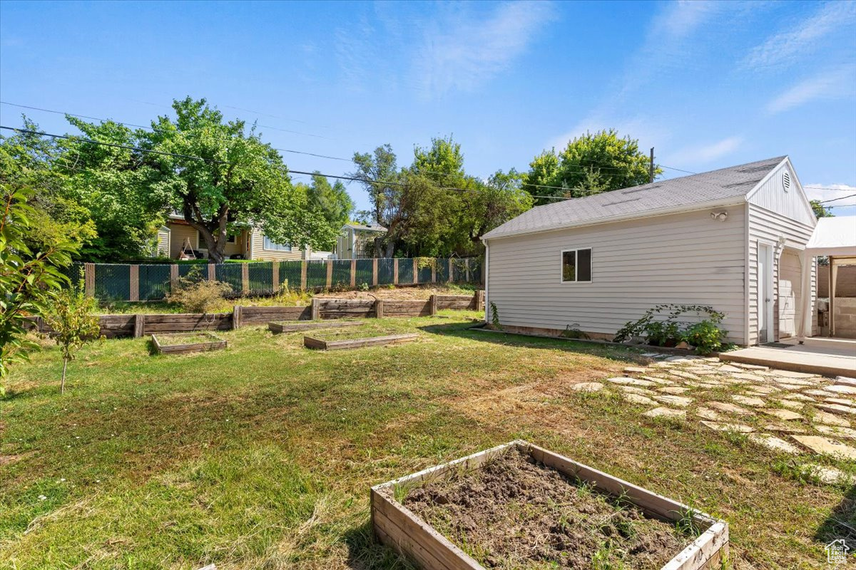 OAK RIDGE ACRES - Residential