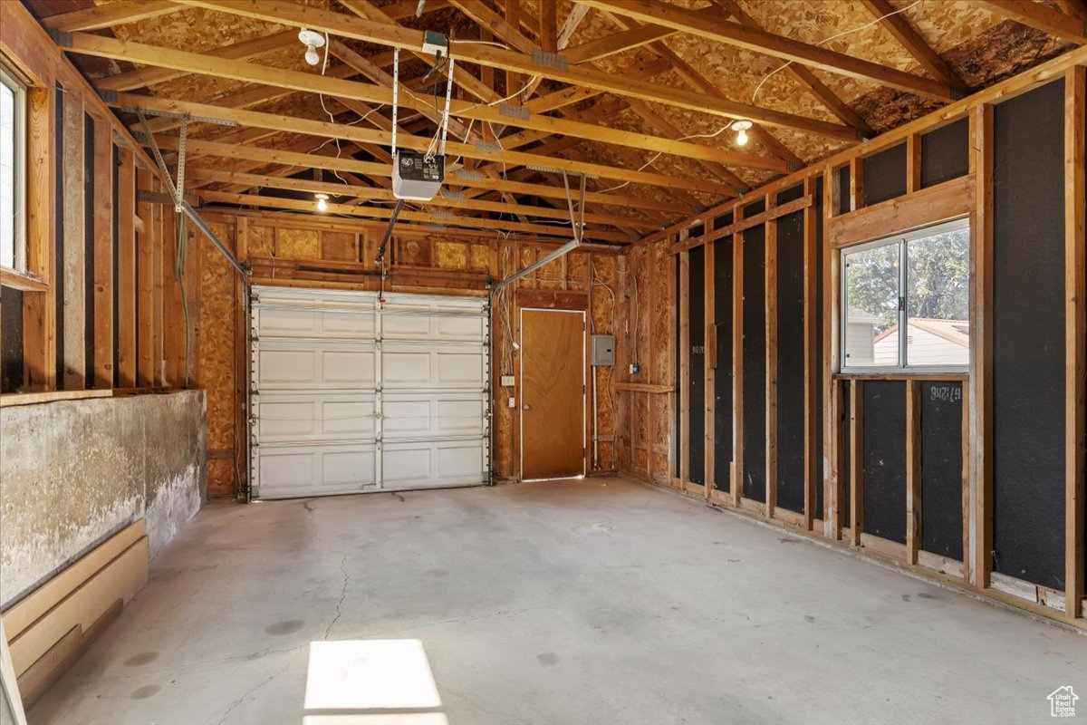 OAK RIDGE ACRES - Residential