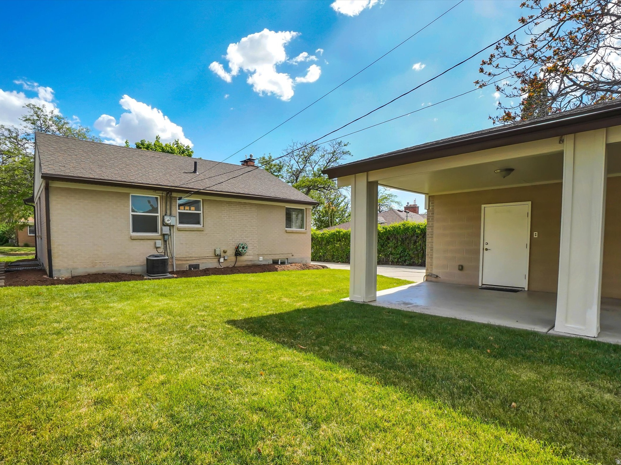 COUNTRY CLUB HEIGHTS - Residential