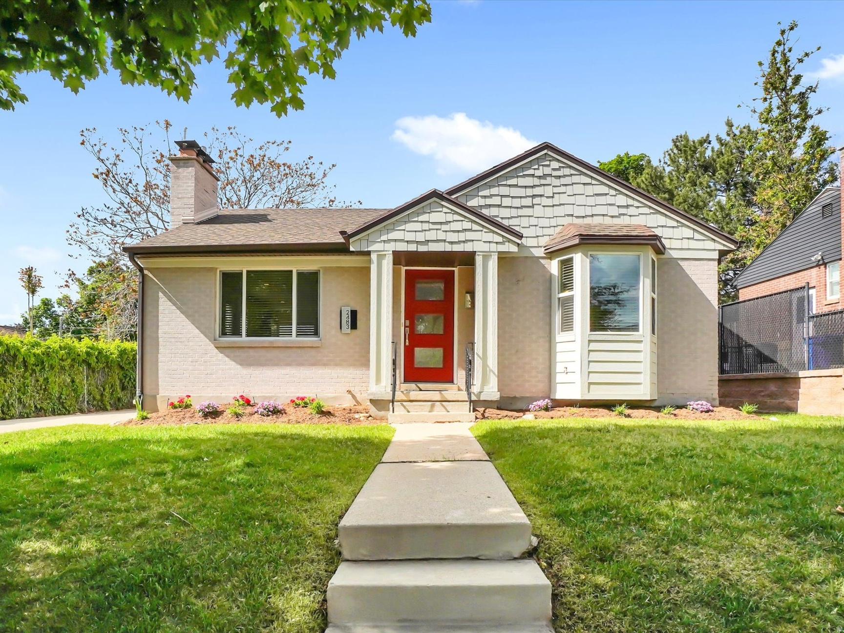 COUNTRY CLUB HEIGHTS - Residential