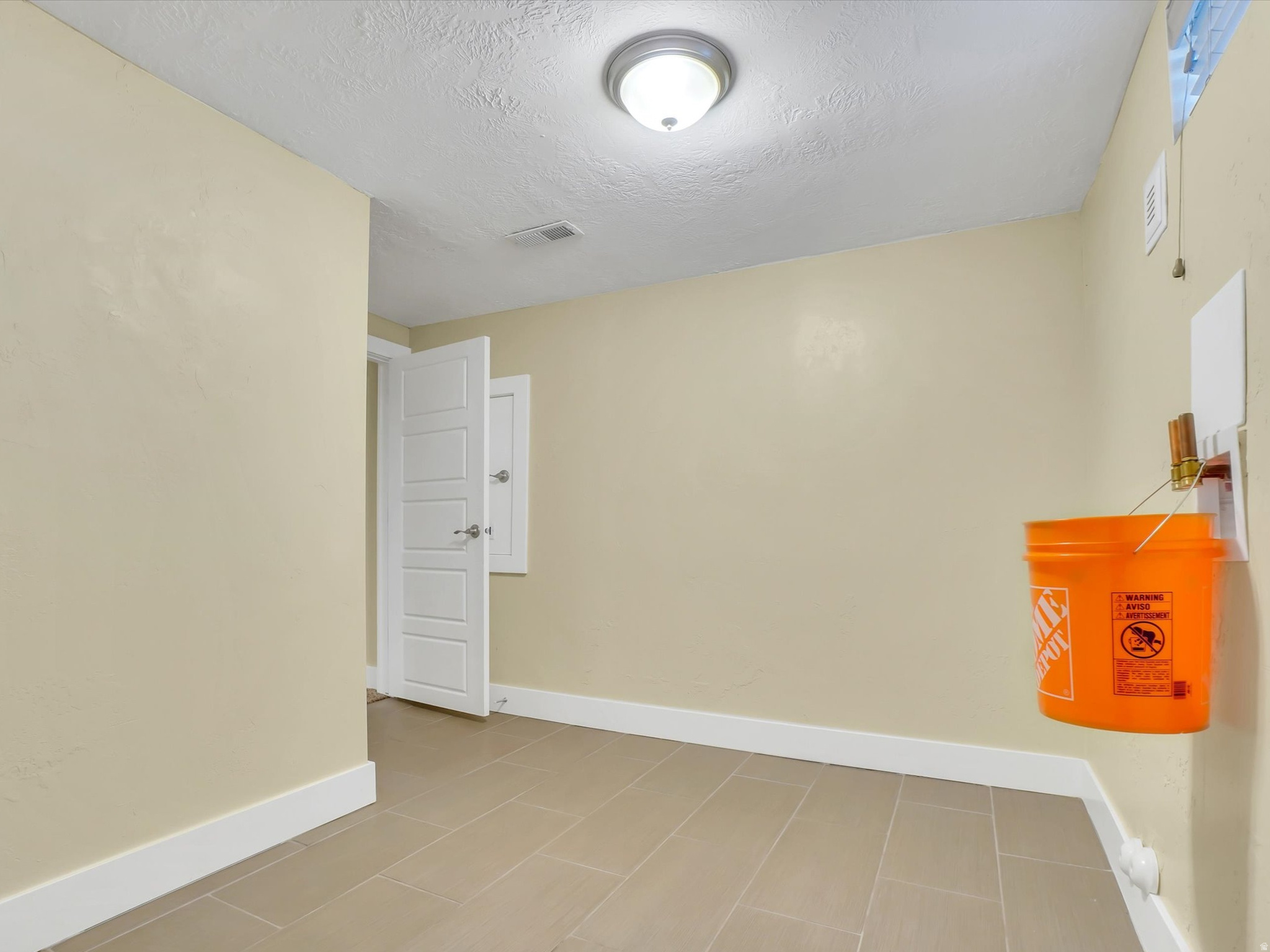 COUNTRY CLUB HEIGHTS - Residential