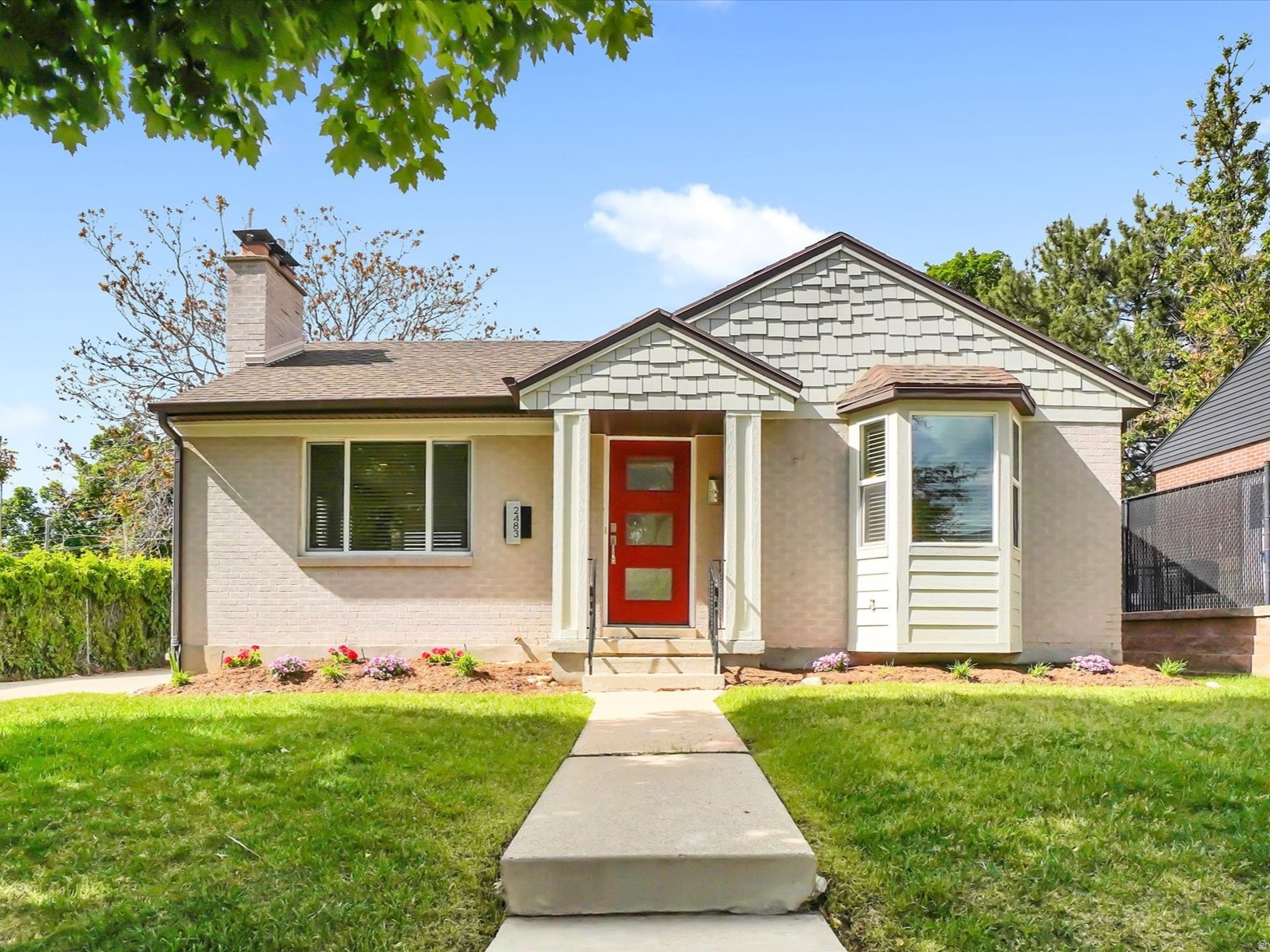 COUNTRY CLUB HEIGHTS - Residential