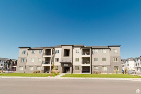 Tiny photo for 3364 W HARDMAN WAY #J202, Lehi, UT 84043 (MLS # 2114549)