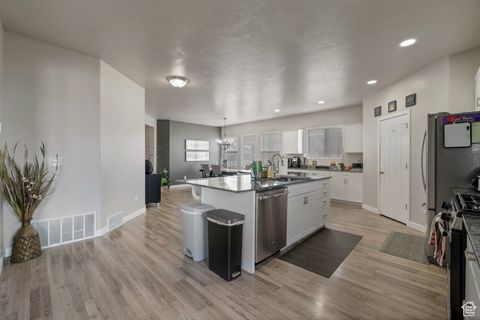 Tiny photo for 721 S JUBILEE DR, Saratoga Springs, UT 84045 (MLS # 2067588)