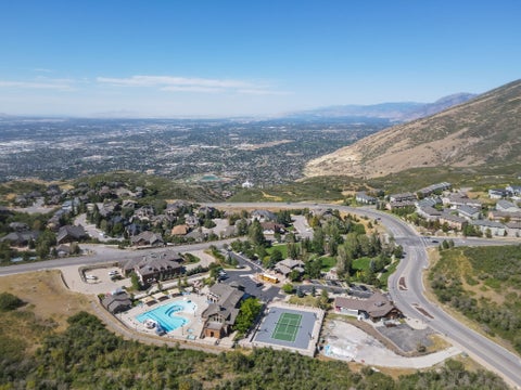 Tiny photo for 15086 S ALDER LN, Draper, UT 84020 (MLS # 2183392)