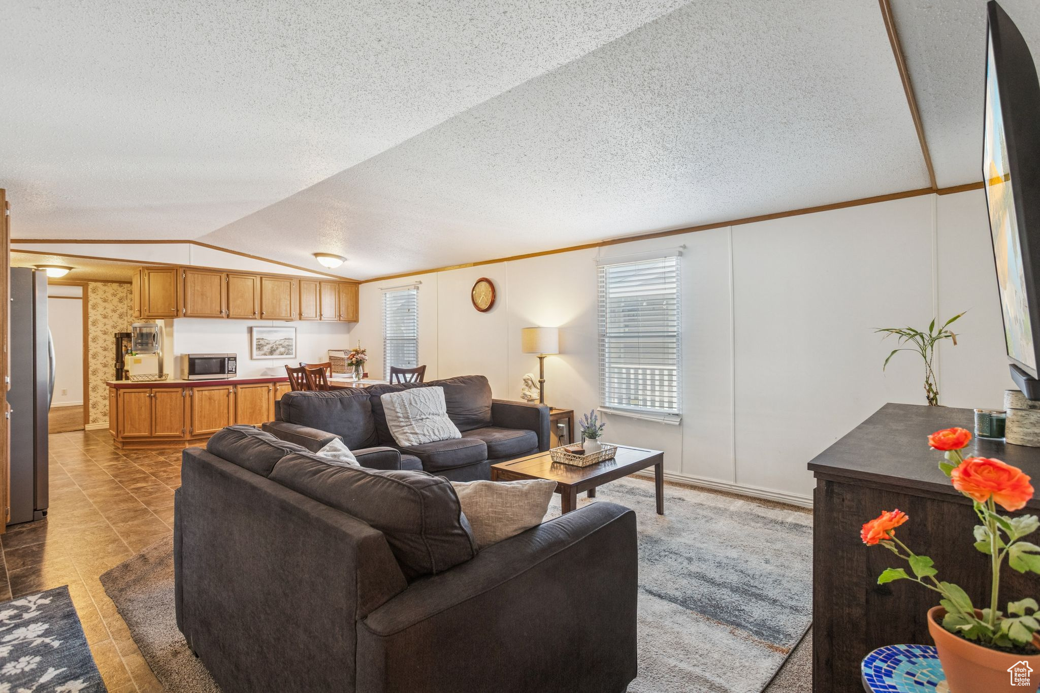 RIVERSIDE - Residential