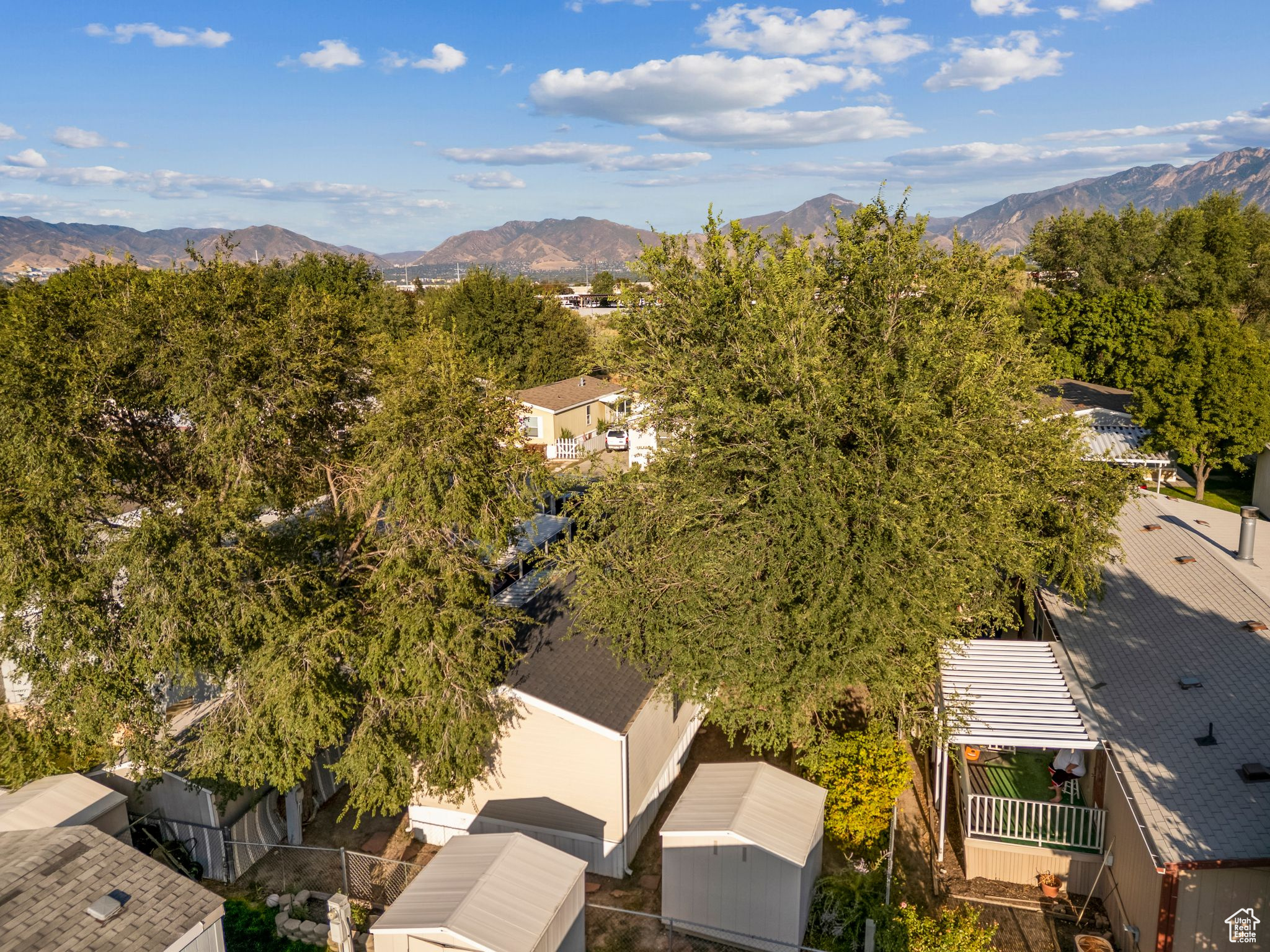 RIVERSIDE - Residential