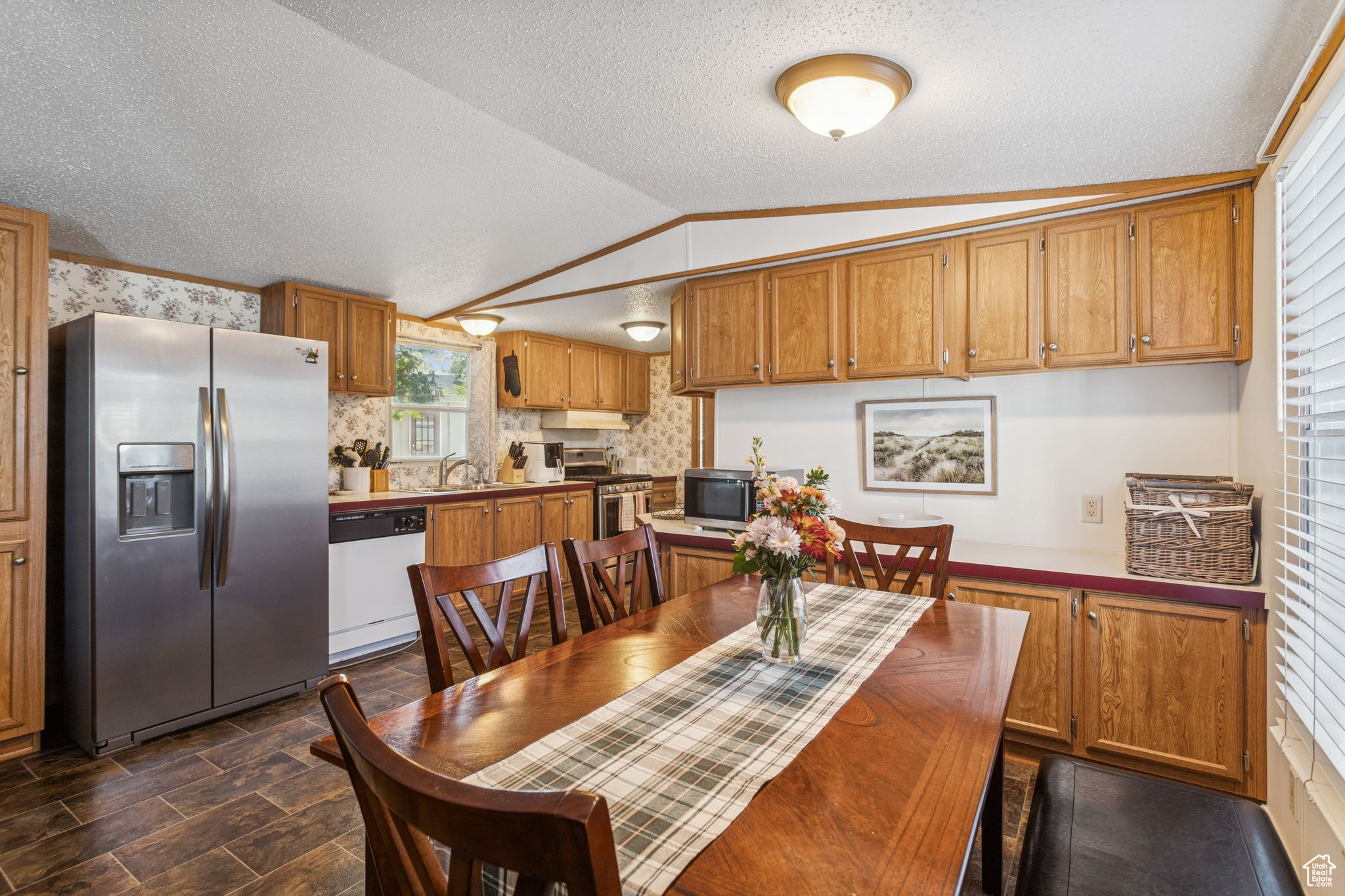 RIVERSIDE - Residential