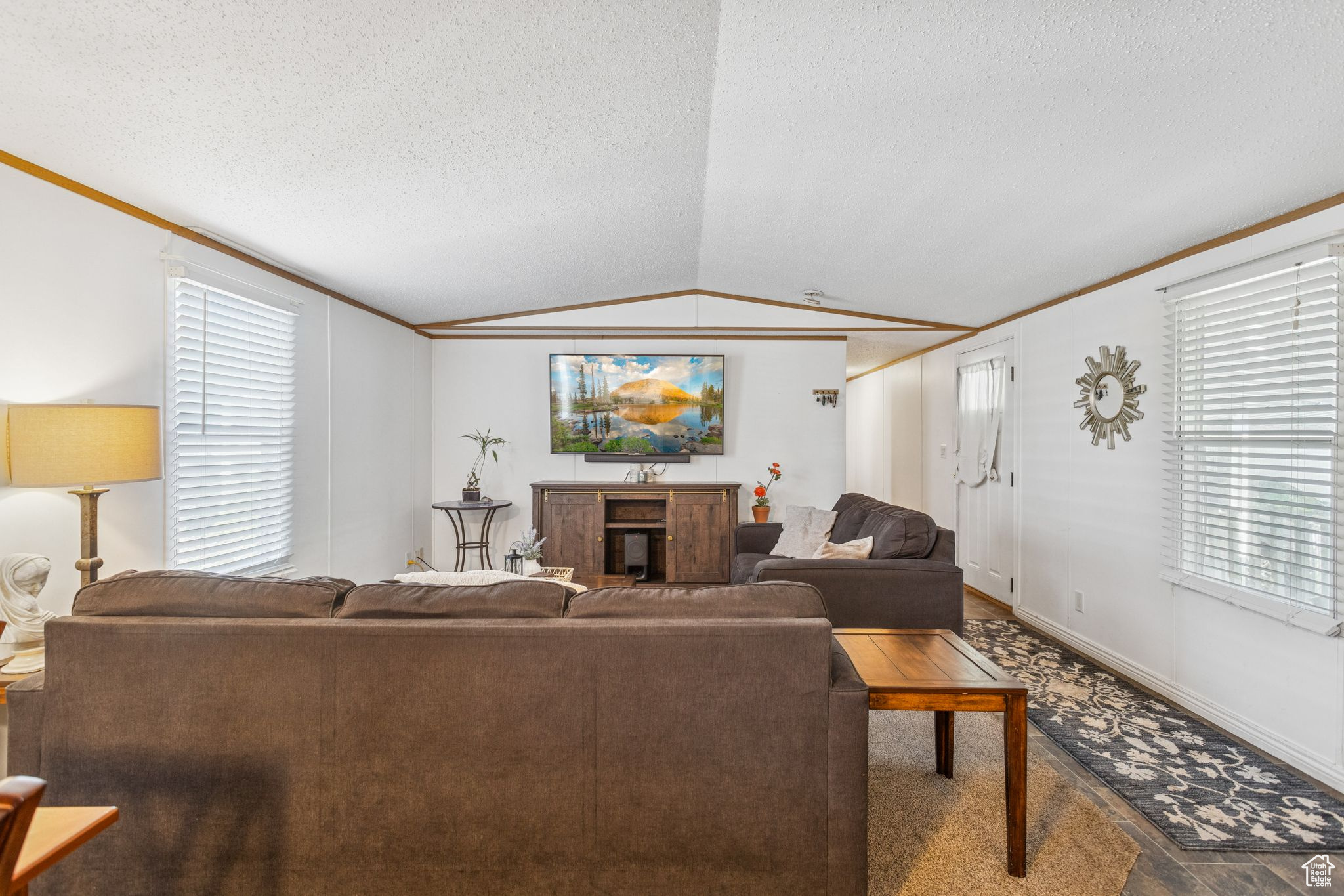 RIVERSIDE - Residential