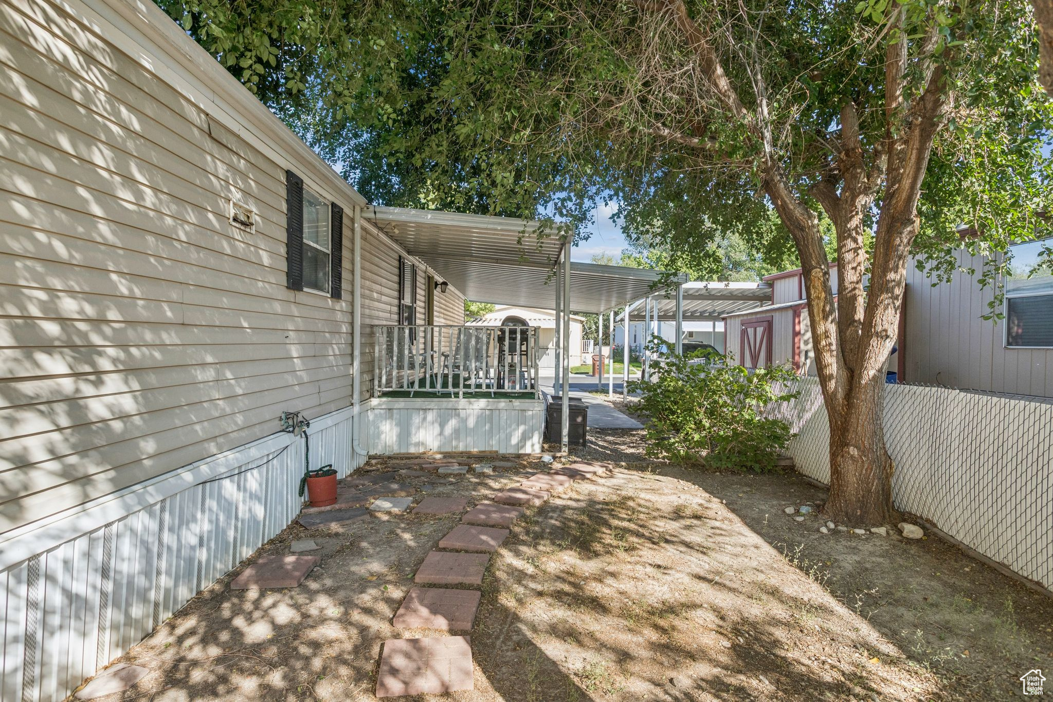 RIVERSIDE - Residential