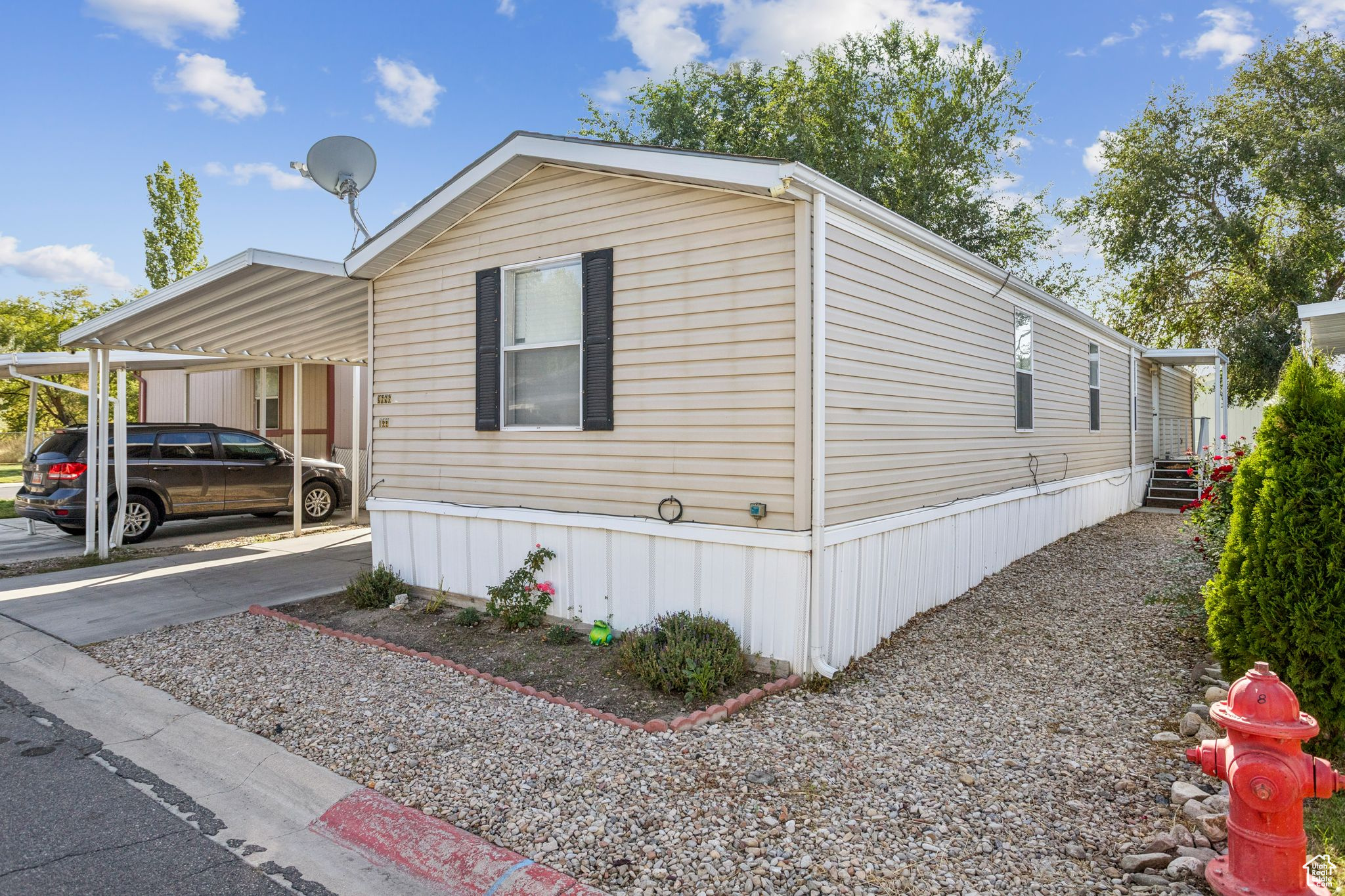 RIVERSIDE - Residential