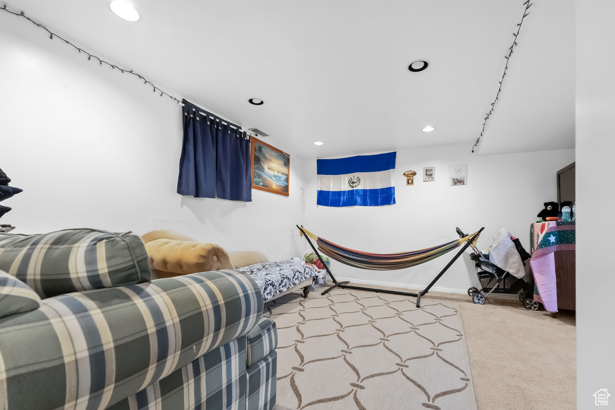 Bountiful, Utah 84010, United States, 4 Bedrooms Bedrooms, ,2 BathroomsBathrooms,Residential,Active,131679