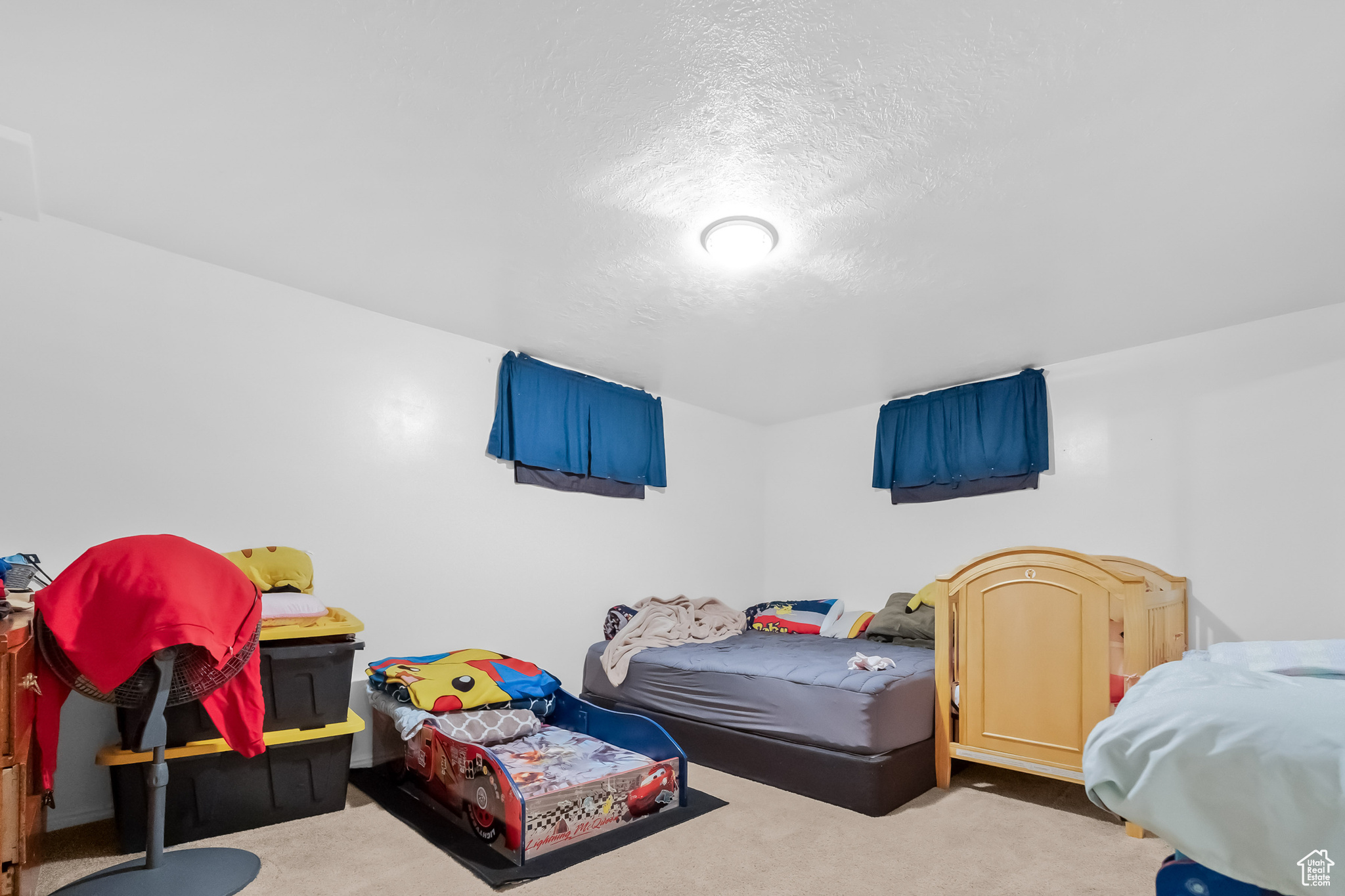 Bountiful, Utah 84010, United States, 4 Bedrooms Bedrooms, ,2 BathroomsBathrooms,Residential,Active,131679