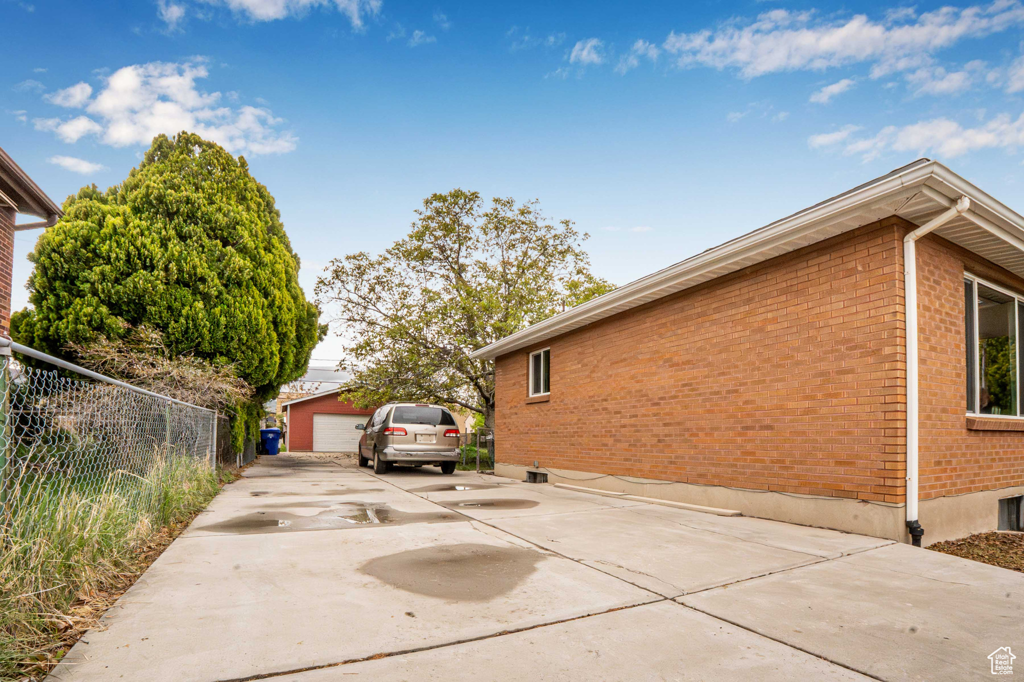 Bountiful, Utah 84010, United States, 4 Bedrooms Bedrooms, ,2 BathroomsBathrooms,Residential,Active,131679