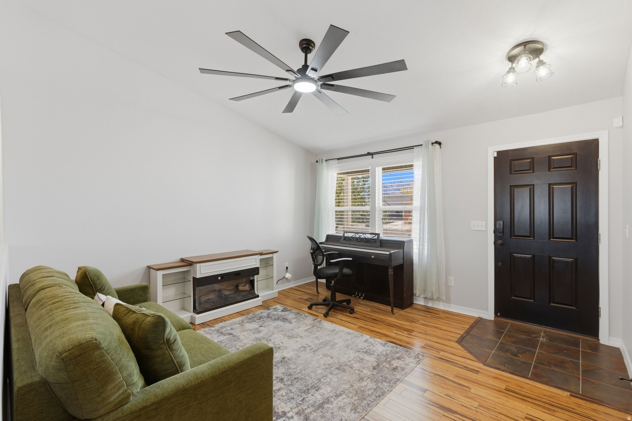 SOUTH WILLOW ESTATES - Residential