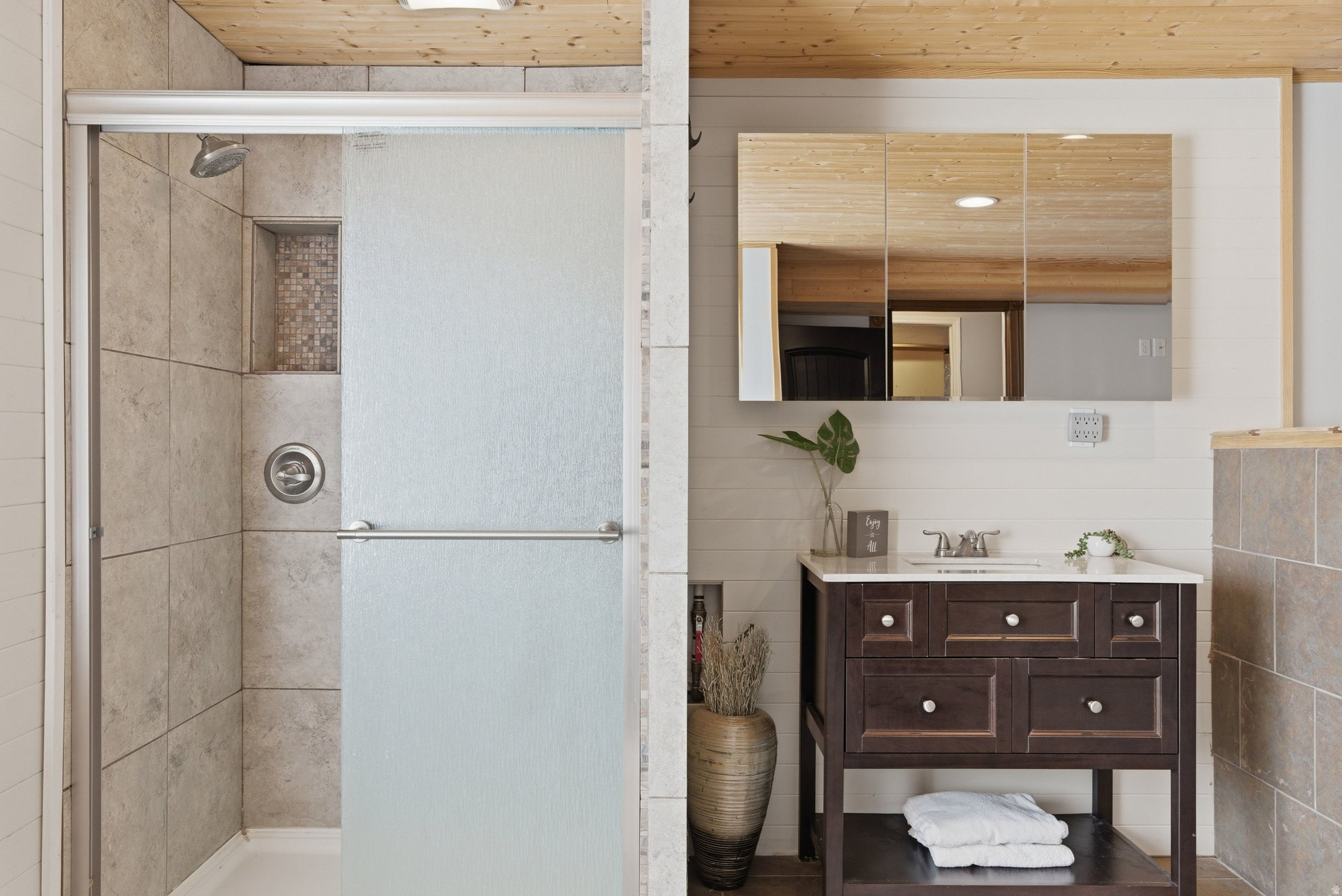 SOUTH WILLOW ESTATES - Residential