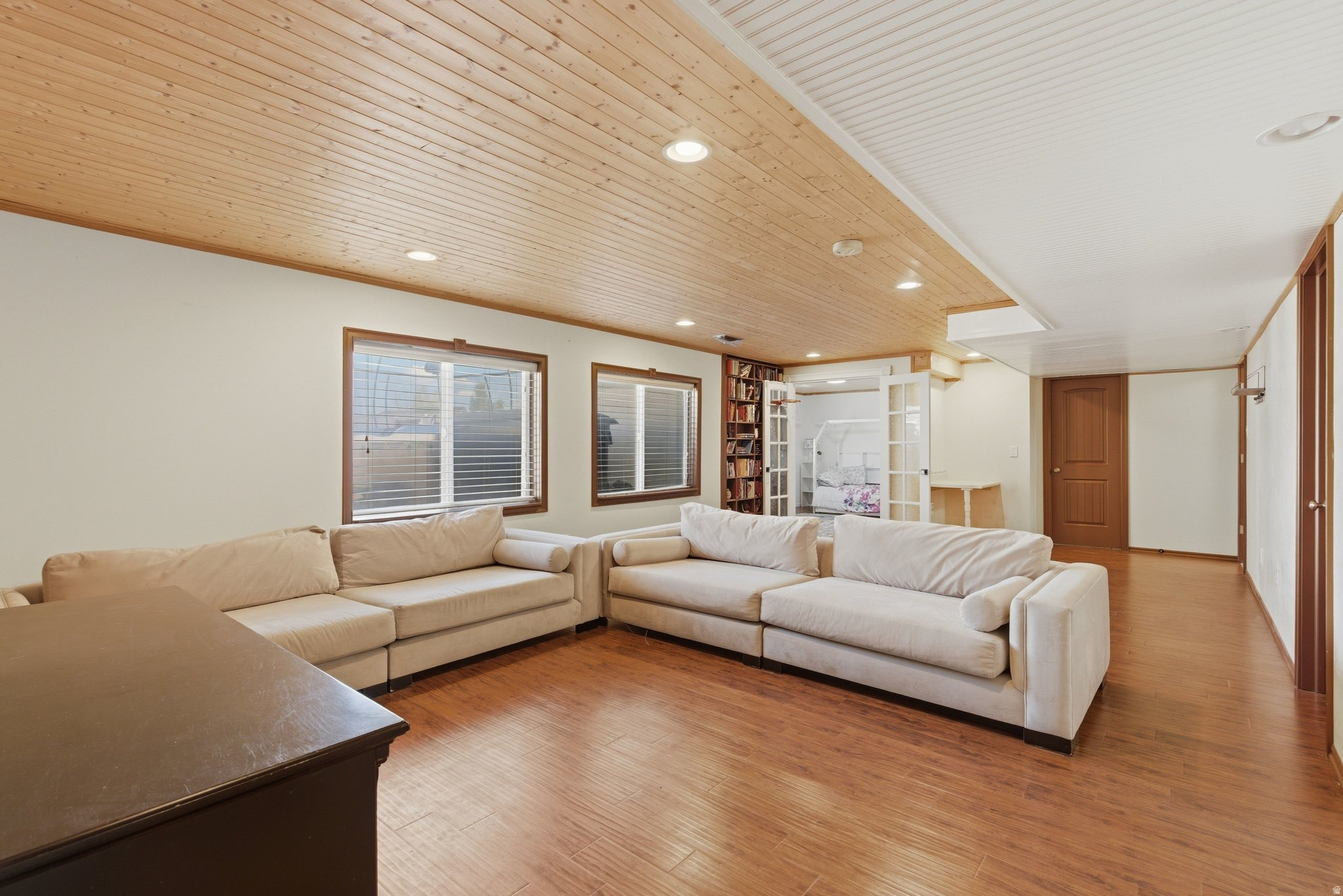 SOUTH WILLOW ESTATES - Residential